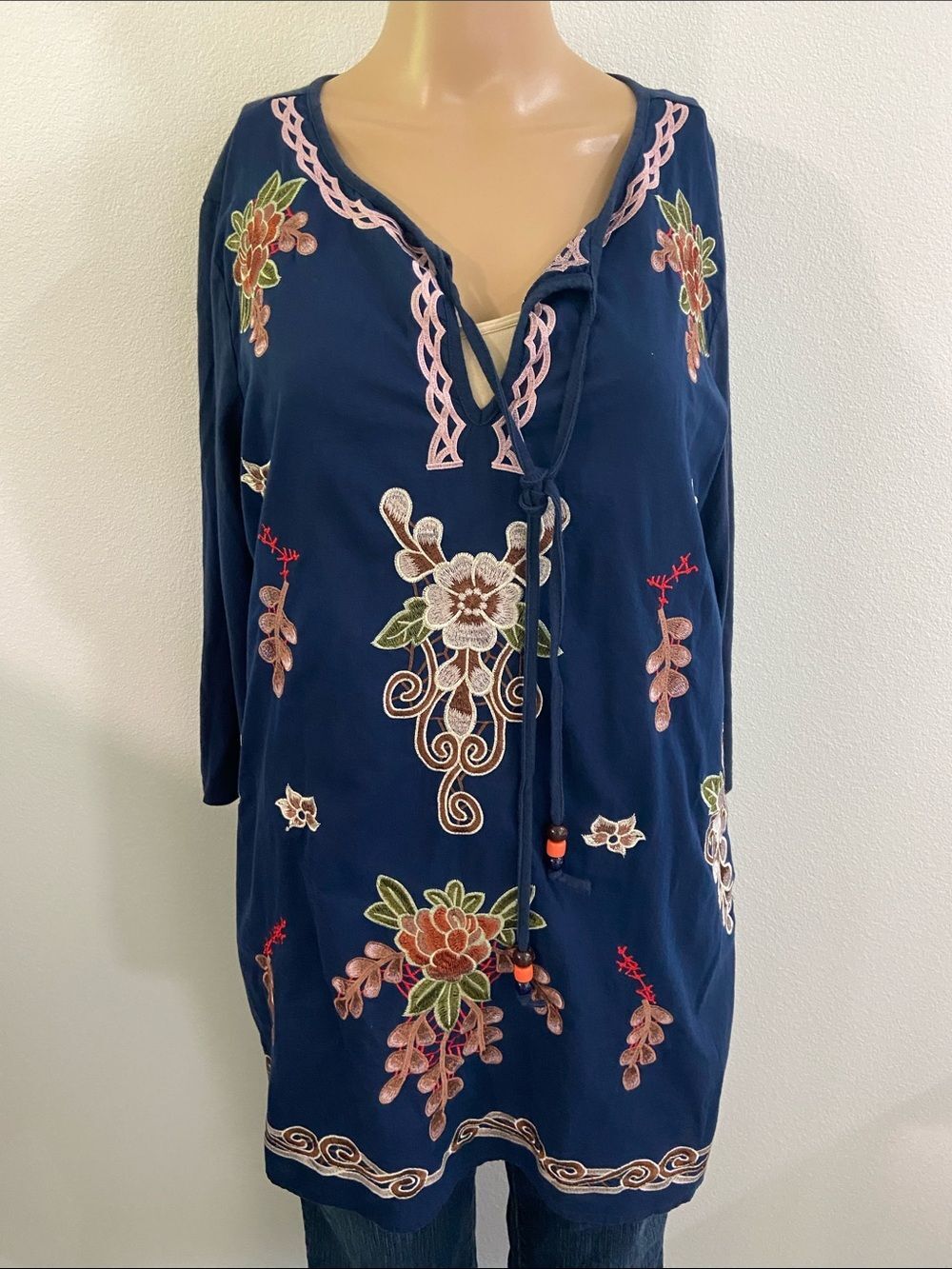 V Cristina VTGE Cotton  Navy Embroidered Floral Tunic with Tie Neck Sz L